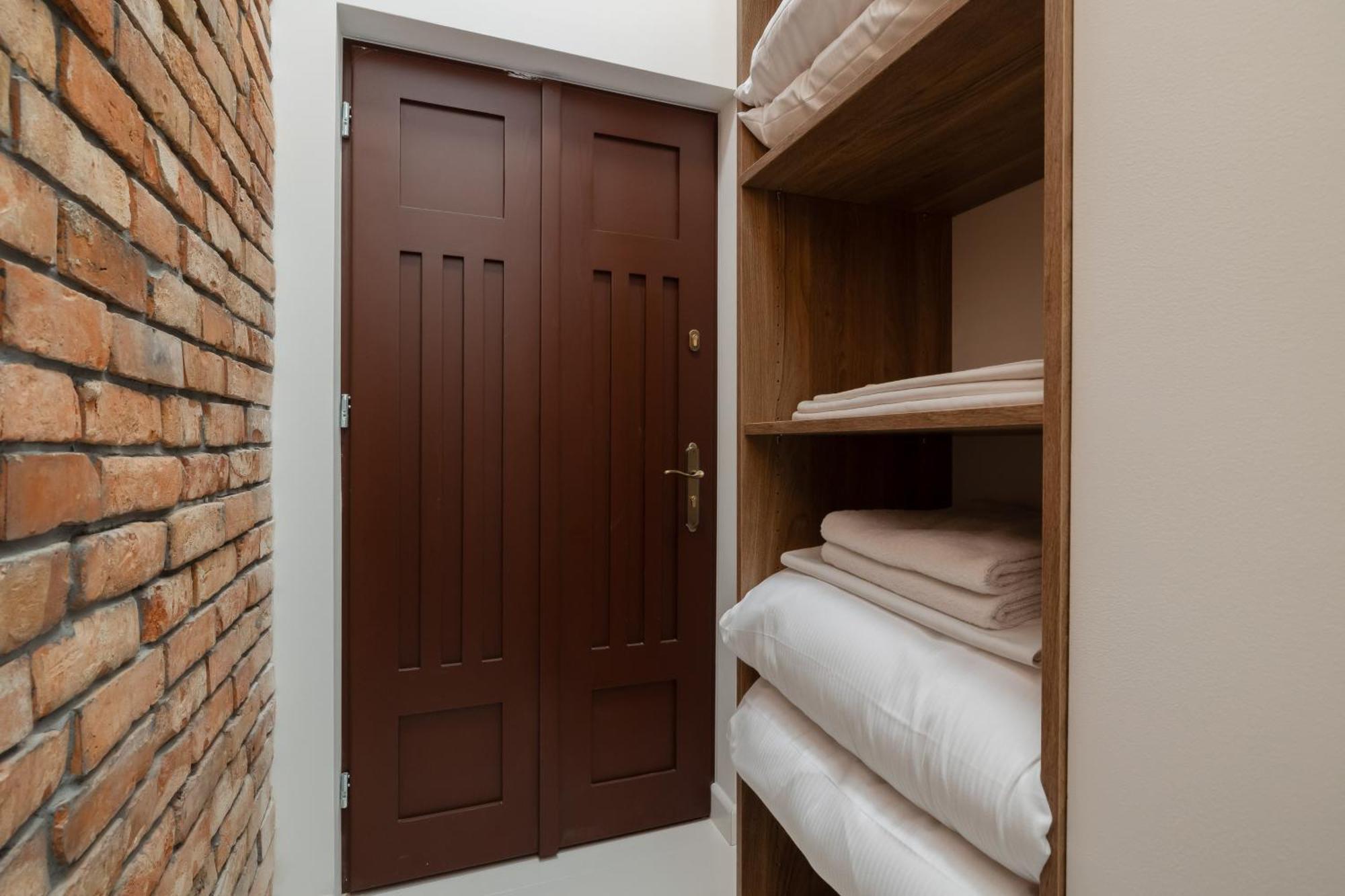 Dietla One Bedroom Apartments With Air Conditioning & Balcony By Noclegi Renters Kraków Zewnętrze zdjęcie